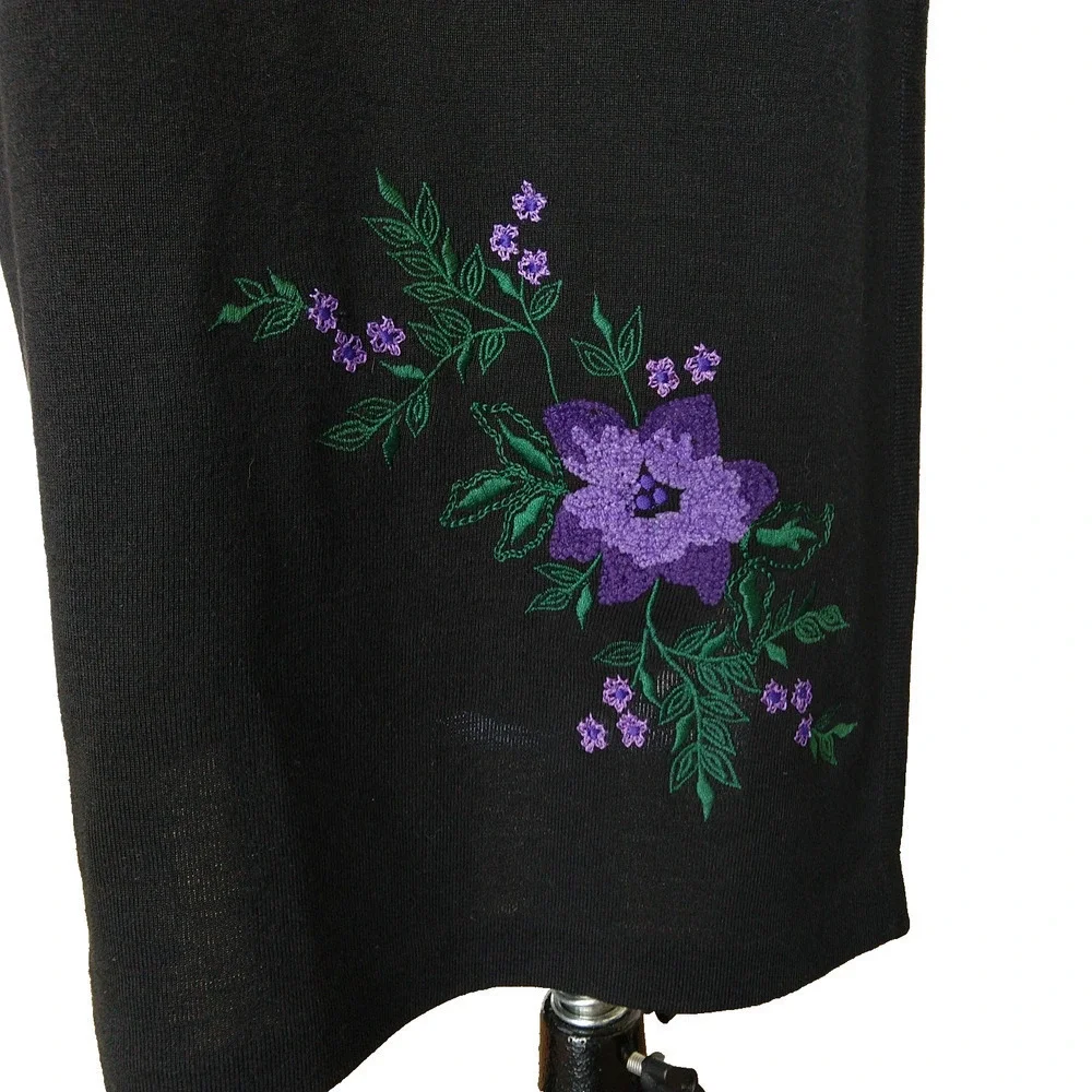 Vintage 90s Black Embroidered Maxi Dress Size M Petite Floral Knit Wool Blend - Picture 4 of 7